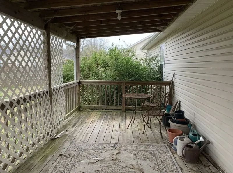 Original Entertainment Patio Upgrade before Deqor AI